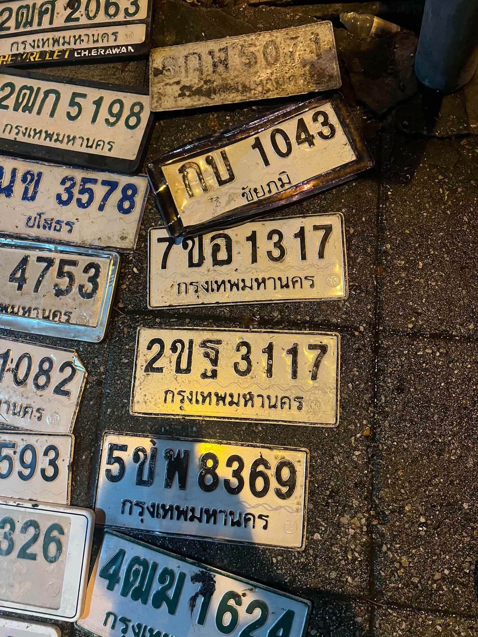 รูปป้ายทะเบียนที่พบ 2ขฐ 3117 2ฒก 5198 2ฒค 2063 4ฒฆ 1624 5ขพ 8369 7ขอ 1317 8กพ 507? กบ 1043 นข 3578