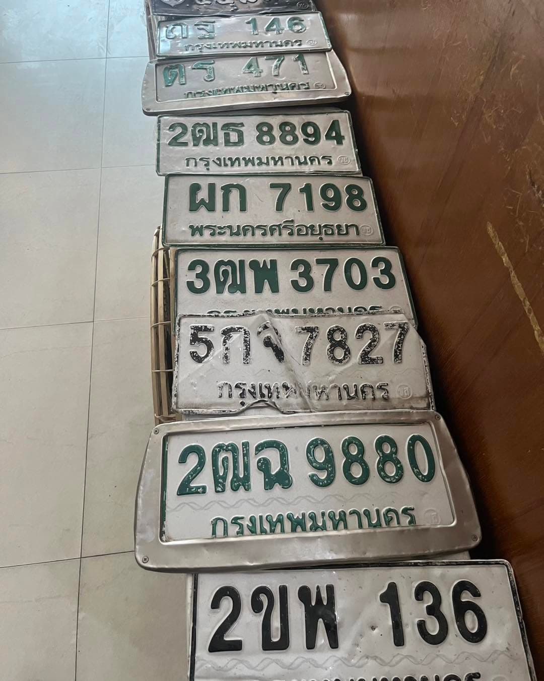 รูปป้ายทะเบียนที่พบ 2ขพ 136 2ฒฉ 9880 2ฒธ 8894 3ฒพ 3703 5กจ 7827 ผก 7198