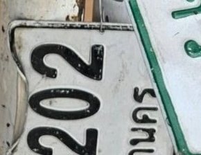 รูปป้าย 4ฒญ 8226 ที่ตัดจากรูป