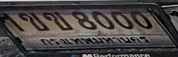 รูปป้าย 1ขข 8000 ที่ตัดจากรูปของผู้แจ้ง
